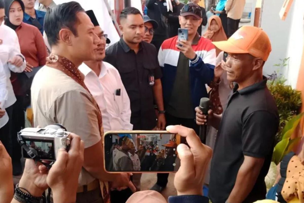 Coordinating Minister AHY Inaugurates Slum Area Redevelopment in Gresik