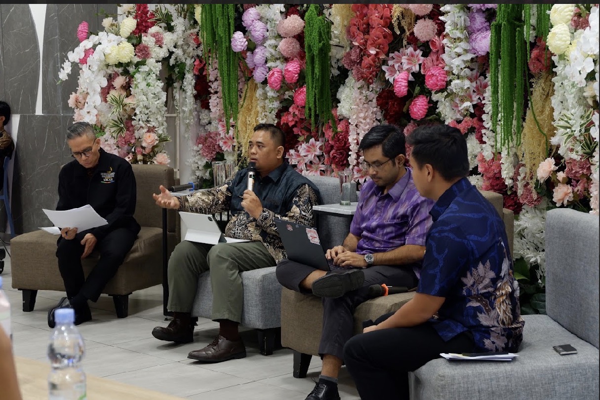 Practitioner States Investor Confidence is Key to Strengthening the Rupiah