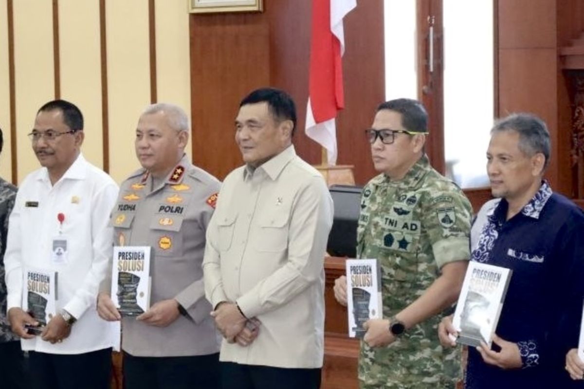 Coordinating Minister for Political and Security Affairs Urges Local Governments to Lead Public Information Delivery
