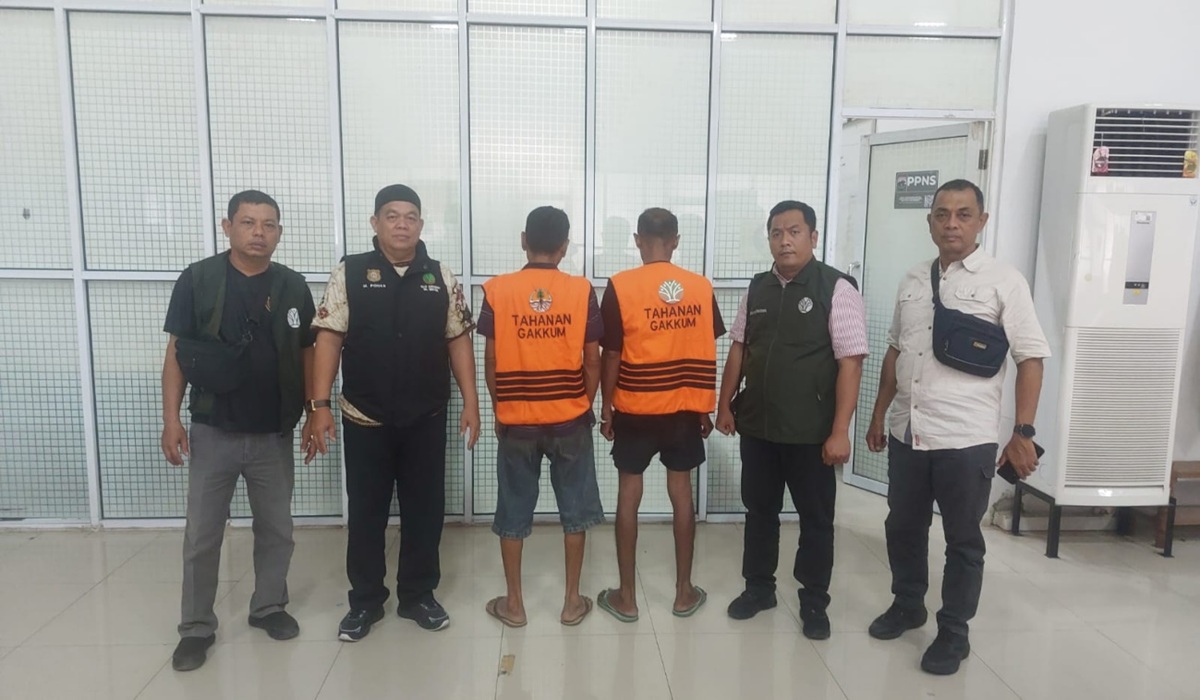 Ministry of Forestry Law Enforcement Arrests Illegal Loggers in Kerumutan Wildlife Sanctuary, Riau