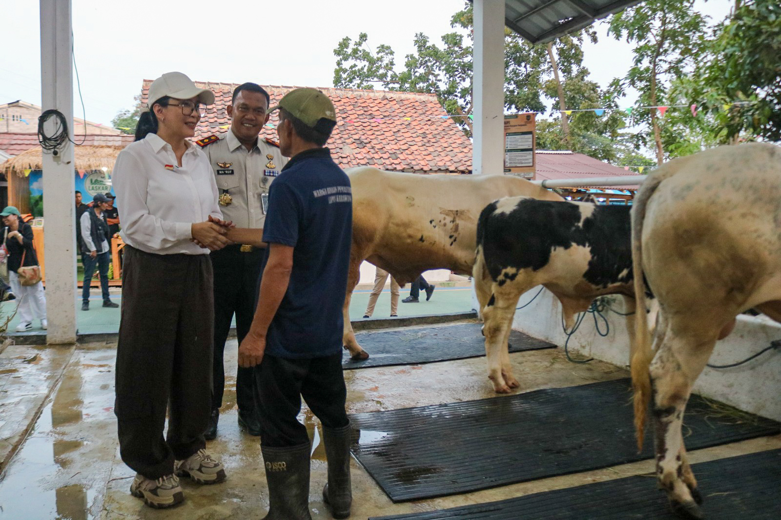 Rieke Diah Pitaloka Appreciates Ministry of Immigration and Correctional Programmes for Inmates During Karawang Prison Visit