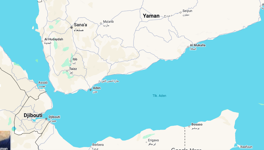 Houthis Deny Plans to Impose Ship Tariffs in Bab al-Mandab Strait, Route Remains Free