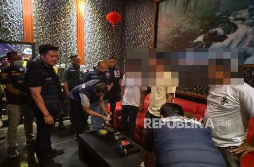 Joint Task Force Raids Nightlife Venues in Indramayu, Patrons Subjected to Urine Tests