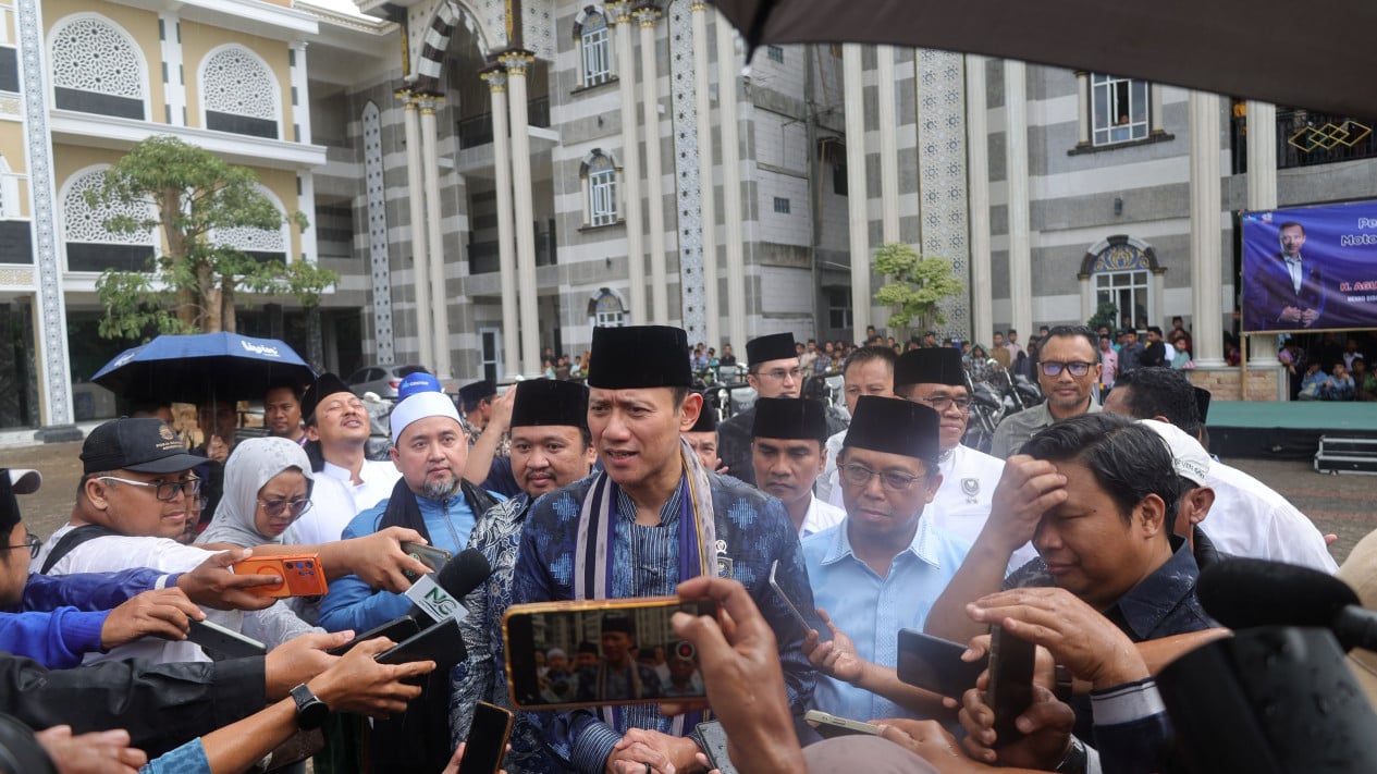 AHY Expresses Condolences Over KM Mutiara Sentosa II Fire, Calls for Immediate Investigation
