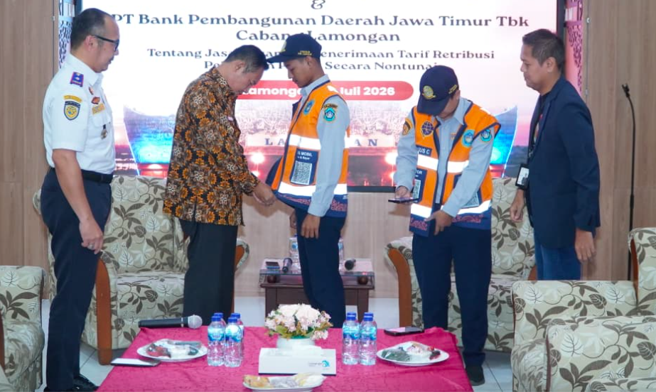 Lamongan to Implement Non-Cash Parking Retribution Payments