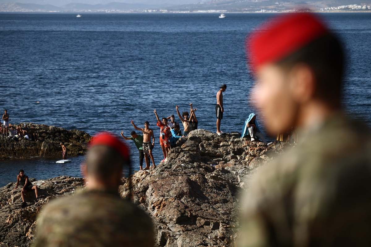 Discrepancies in Death Toll of Ceuta Migrant Crisis: Morocco Records 11, Spain Reports 72