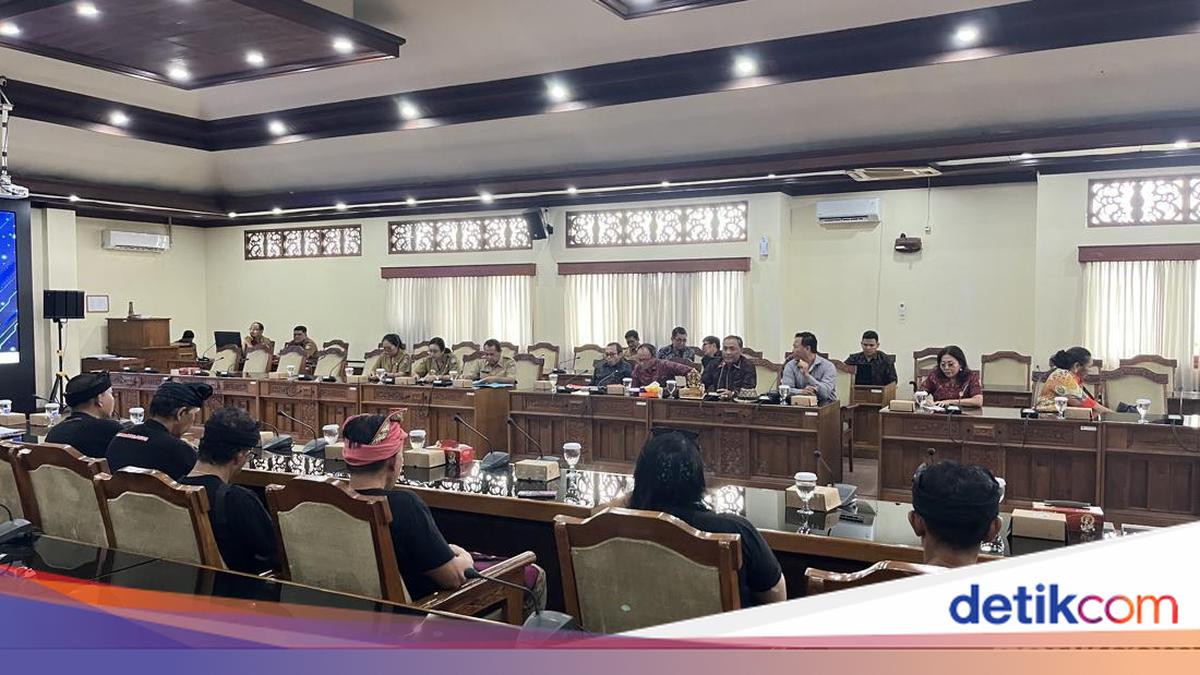 Central Government Rejects Bali's Draft Regional Regulation on Tourism Special Hire Transport