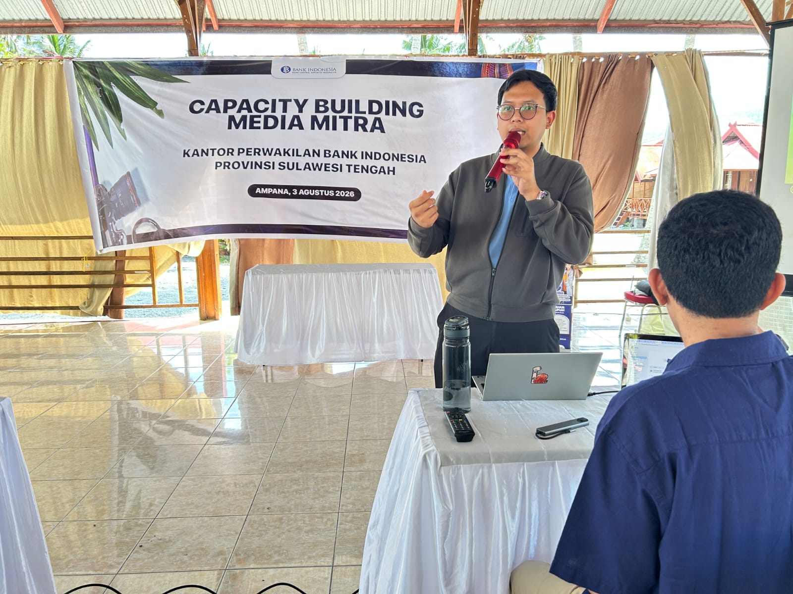 Paying with QRIS Incurring Additional Fees? Here's Bank Indonesia Central Sulawesi's Explanation