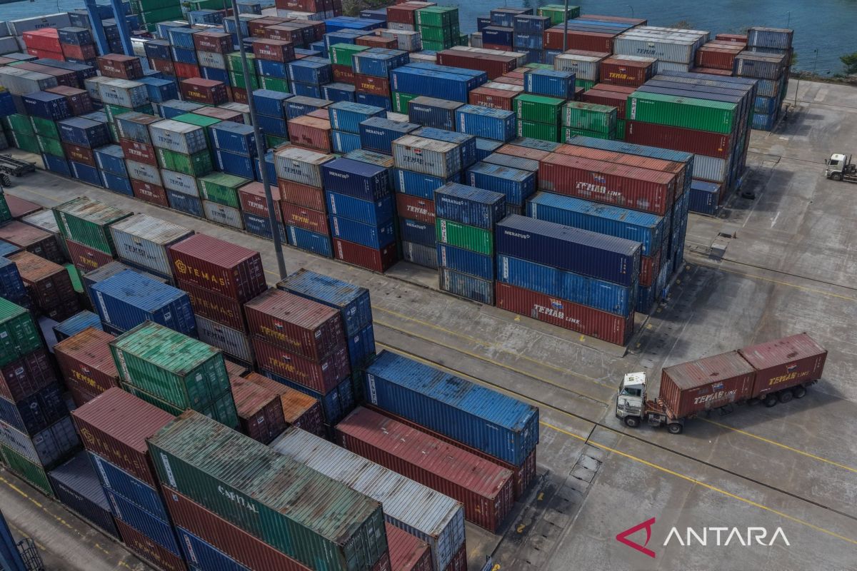 Indonesia posts $3.58 billion trade surplus in H1 2026