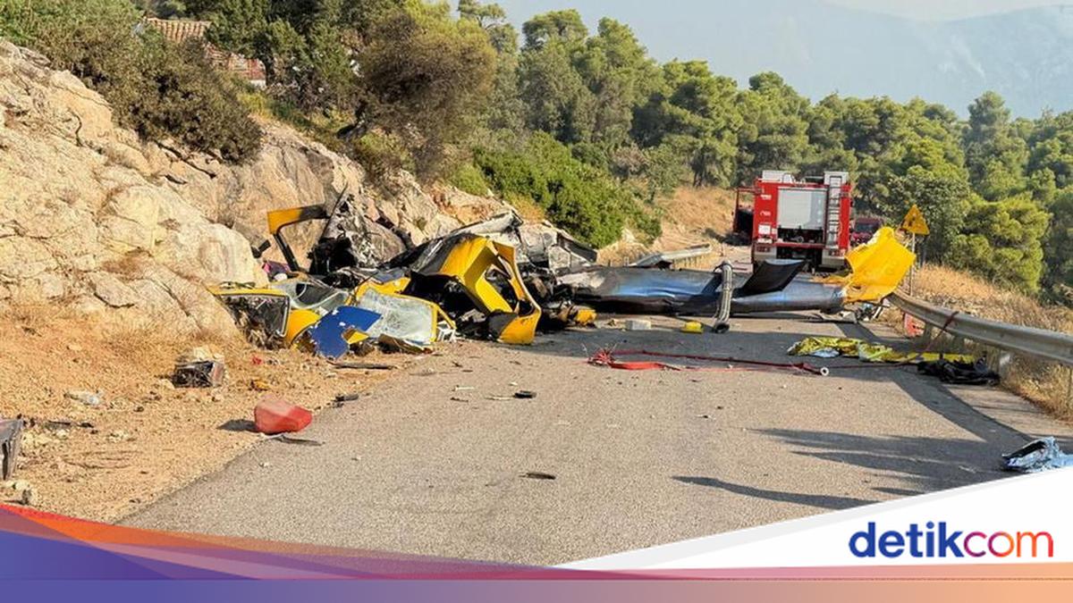 Horror as Greek Firefighting Helicopters Collide During Wildfire Operation