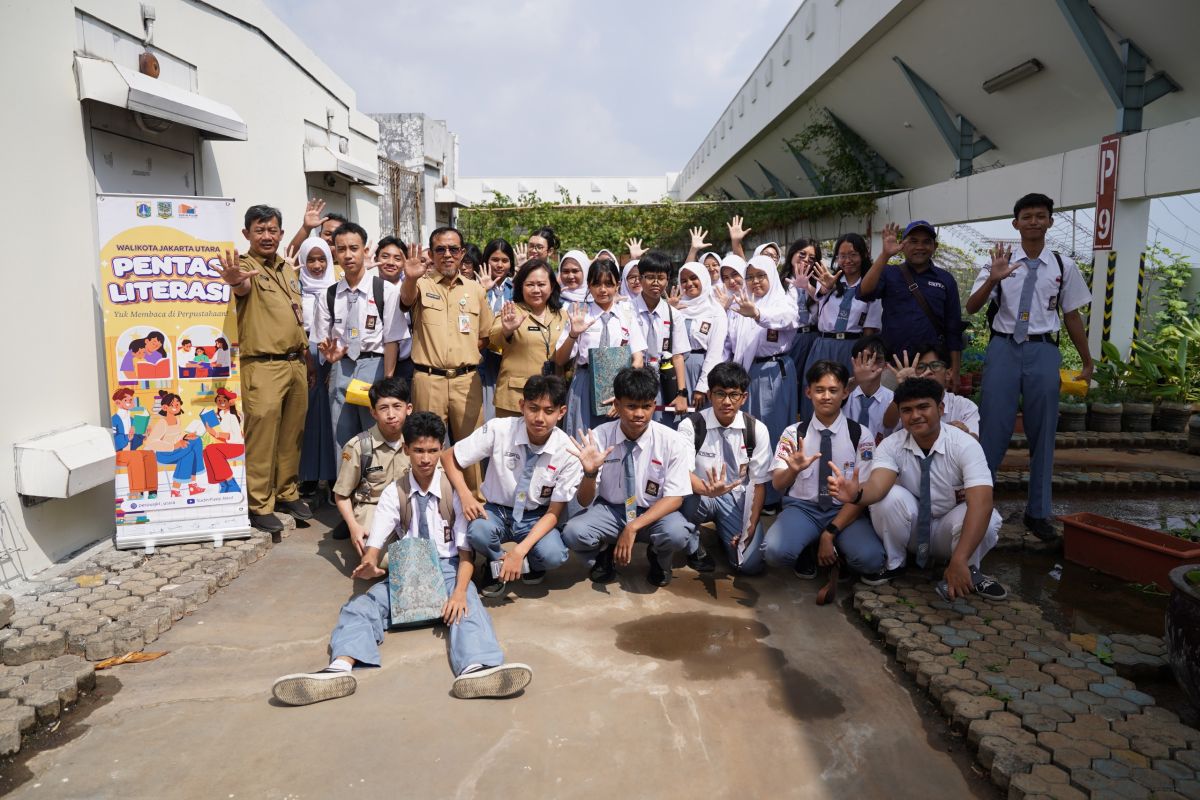 North Jakarta Government Educates Students on Urban Farming Techniques