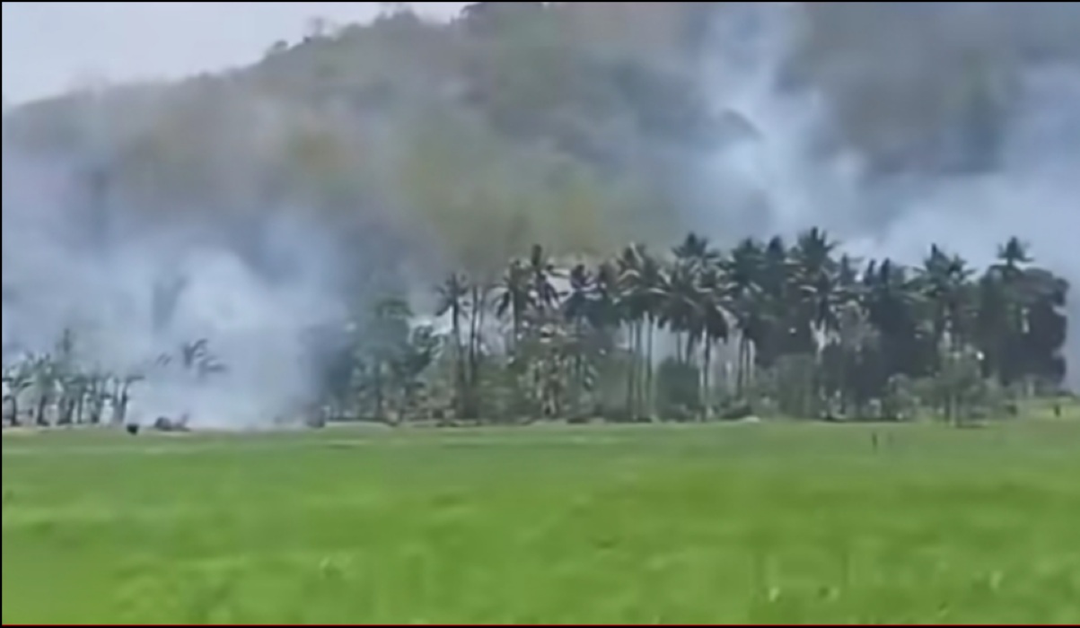 Firebreak Tactics Extinguish Forest and Land Fires in Pinrang, BNPB Urges Emergency Alert