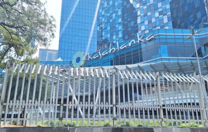 Jakarta Deputy Speaker Urges Calm as Malls Erect High Security Fences