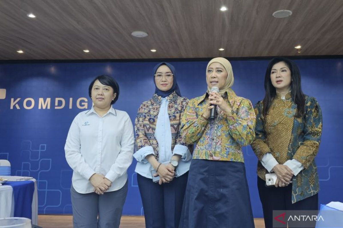Government Denies Restricting Media Coverage of Protests