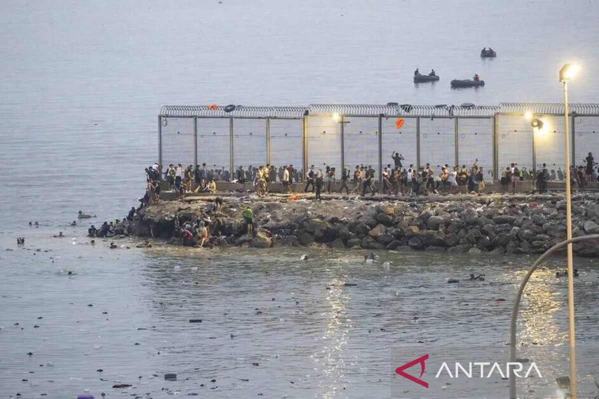 Spain Detects Extremists Among Illegal Immigrants to Ceuta