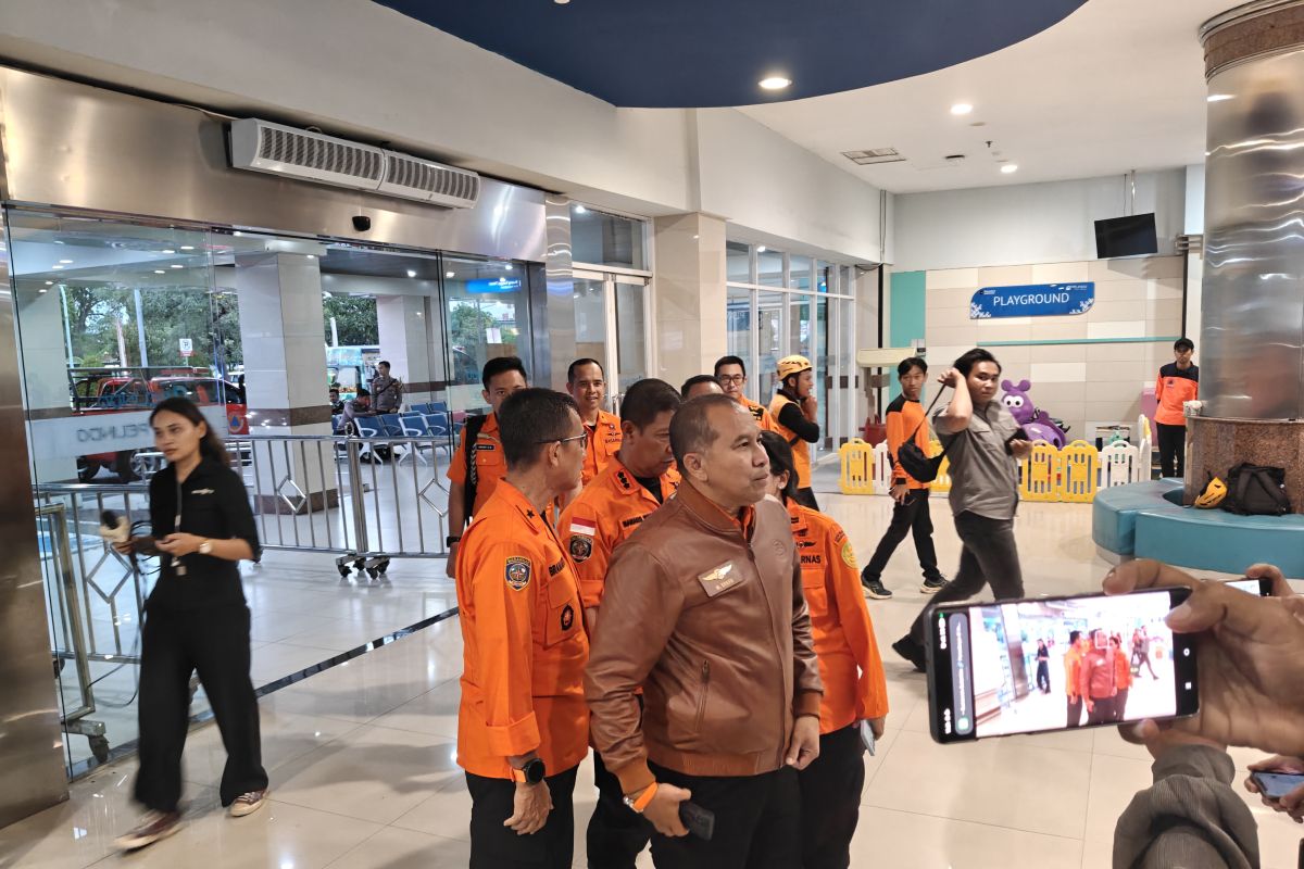 Basarnas continues evacuation of KMP Mutiara Sentosa II fire victims