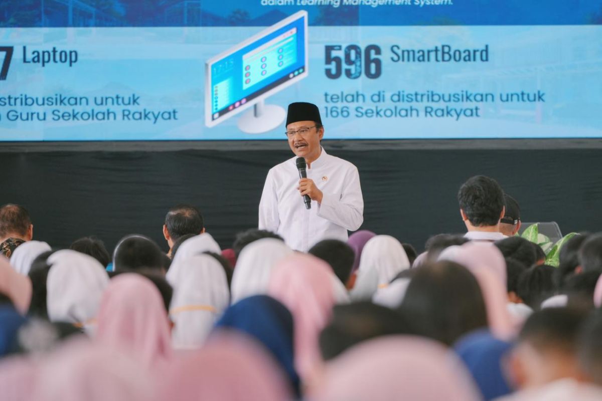Hundreds of Students Achieve Success in First Year of 'Sekolah Rakyat' Programme