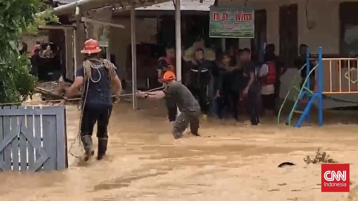 Floods in Padang and Agam: Hundreds Evacuated, Hospital Submerged