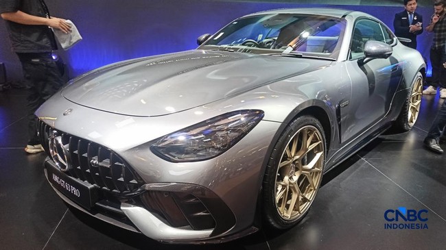 Mercedes-Benz Showcases Nearly Rp10 Billion AMG GT 63 at GIIAS