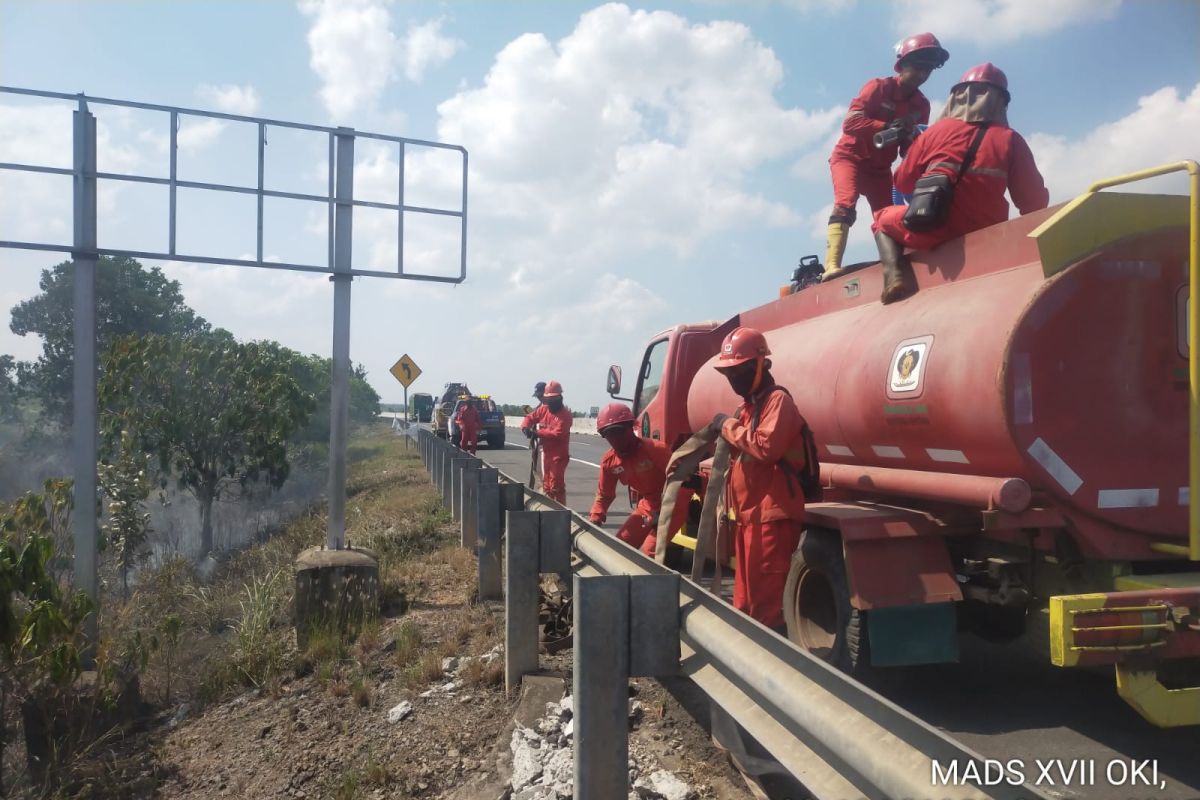 Manggala Agni continues forest and land fire suppression at three South Sumatra locations