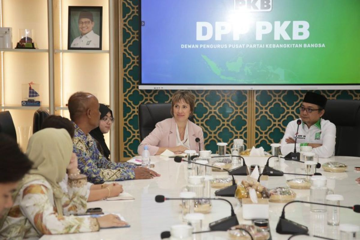PKB Shares Experience with International Republican Institute
