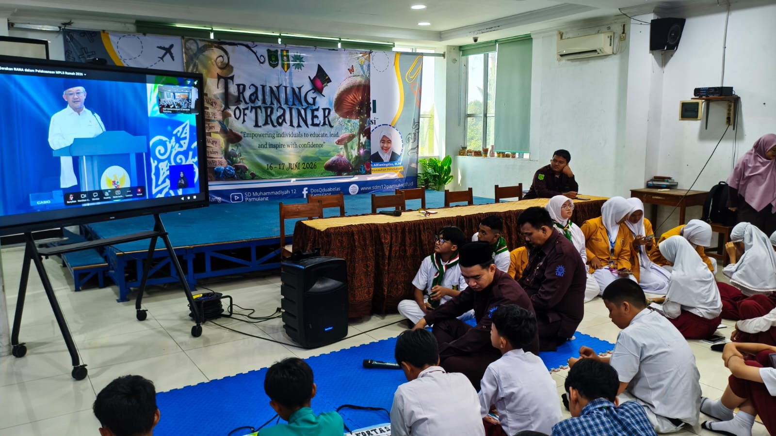 Muhammadiyah 22 Junior High School in South Tangerang Implements Gadget Restrictions Following Ministerial Circular