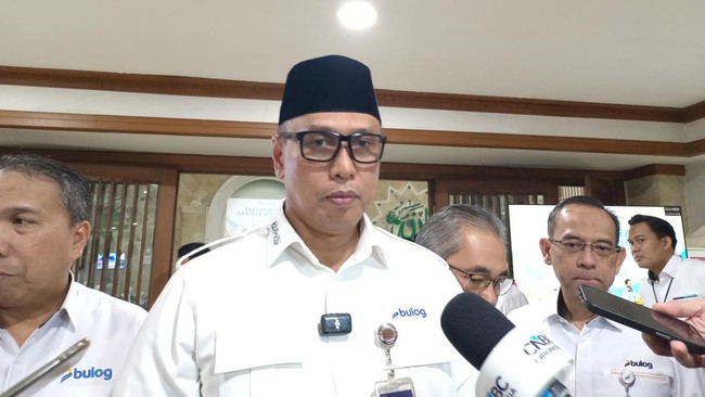 Bulog CEO Confirms Free Nutritious Meals Programme Will Not Use SPHP Rice or Minyakita