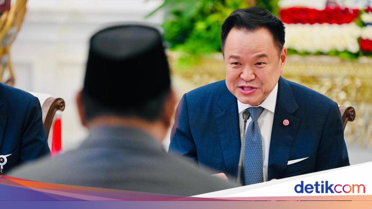 Thai PM Bestows Honour on Prabowo, Calling Him an 'Iconic Military Figure'