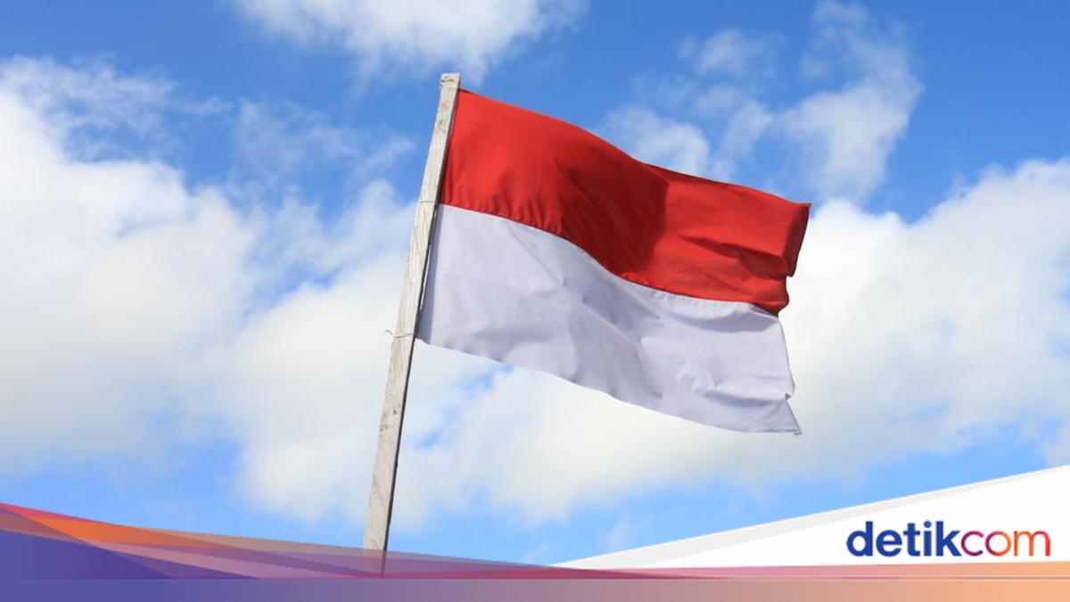Government Urges Public to Display National Flag from 1-31 August for 81st Independence Day