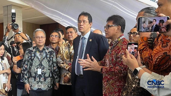 Purbaya: Electric Vehicle Incentives Still Being Calculated, Announcement Soon