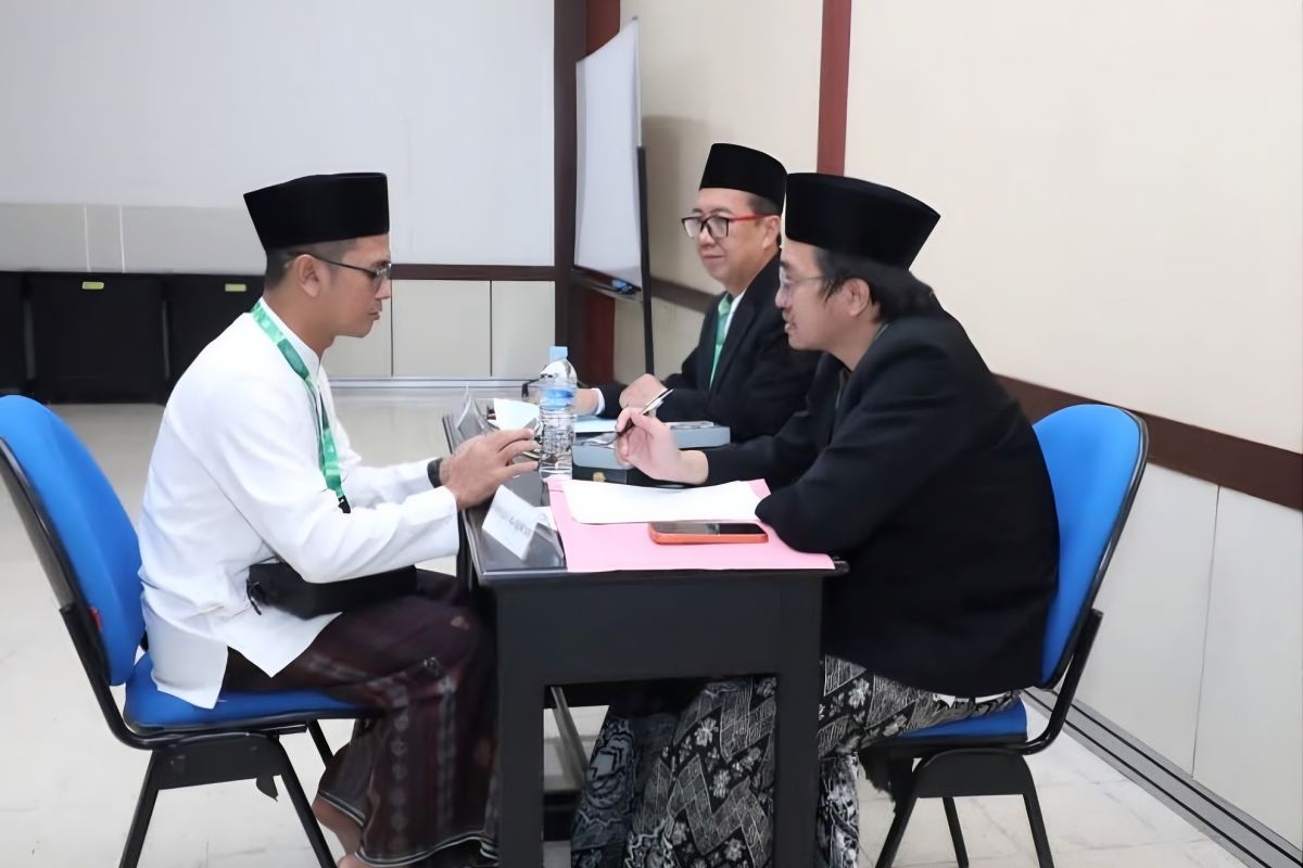73 Santri and Pesantren Leaders Secure Central Java Provincial Government Scholarships