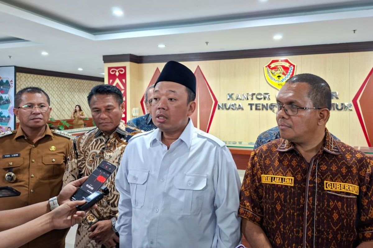 Nusron targets 10-day completion for land title transfer services