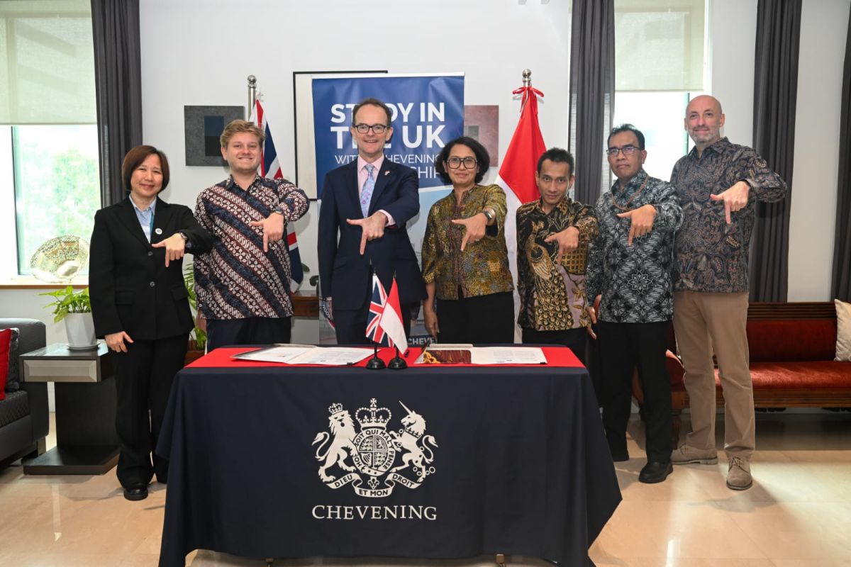 Education Ministry and UK Government Launch Chevening Scholarship Partnership