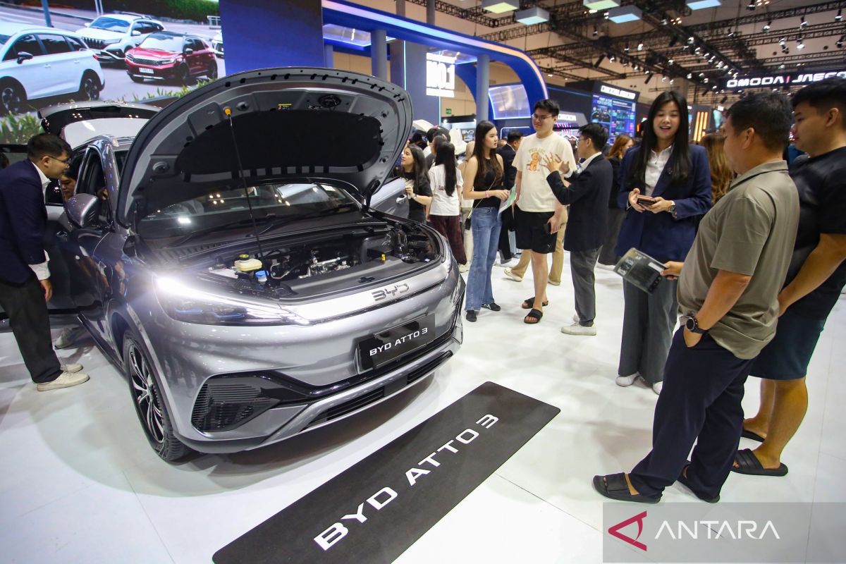 Economic round-up: Domestic demand robust, EV incentives imminent