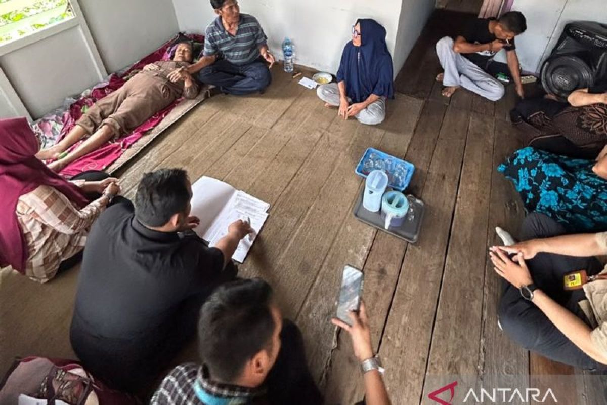 BP3MI West Kalimantan Repatriates Elderly Migrant Worker After 30 Years Abroad