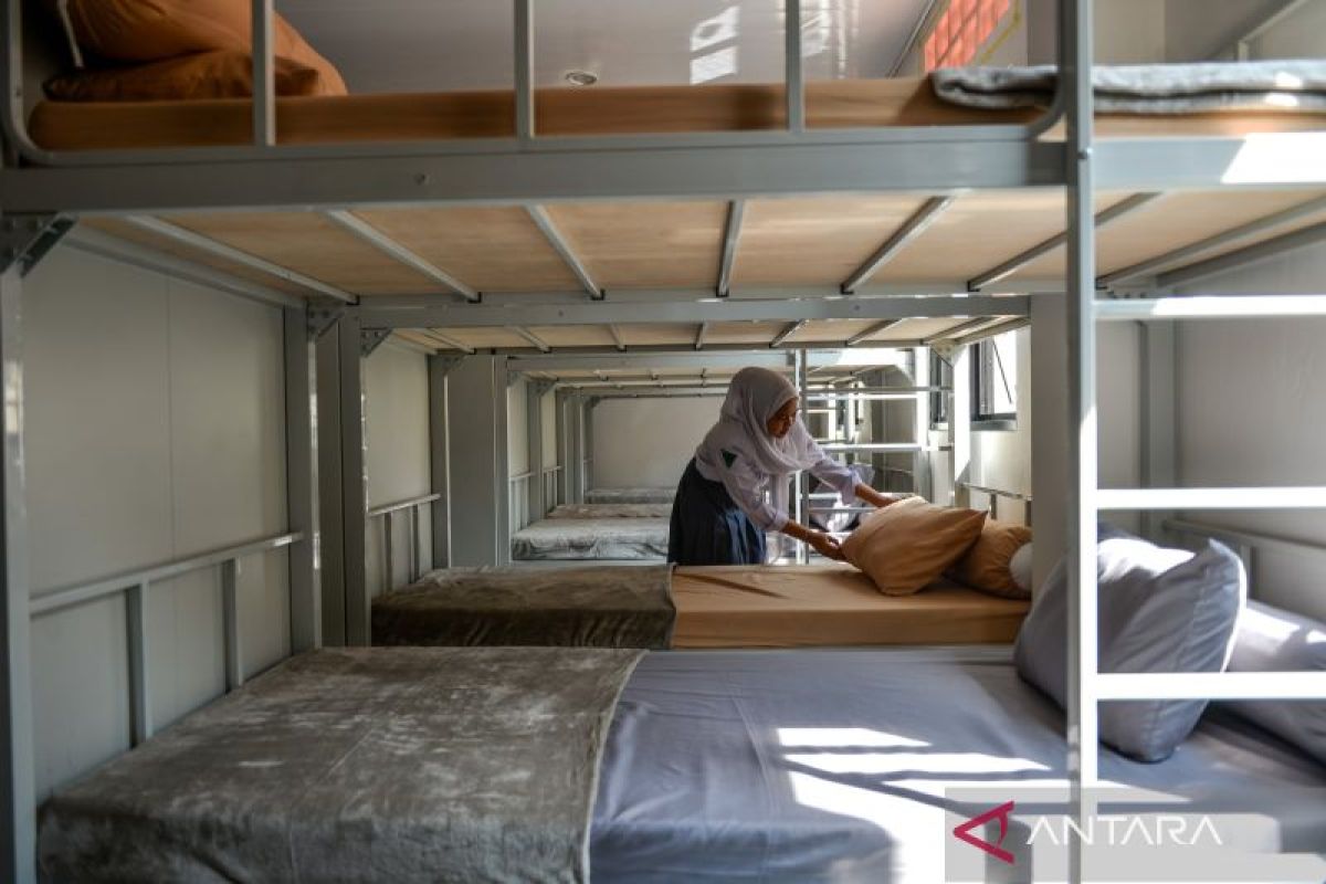 DPR: Sekolah Rakyat Must Open Future for Poor Students