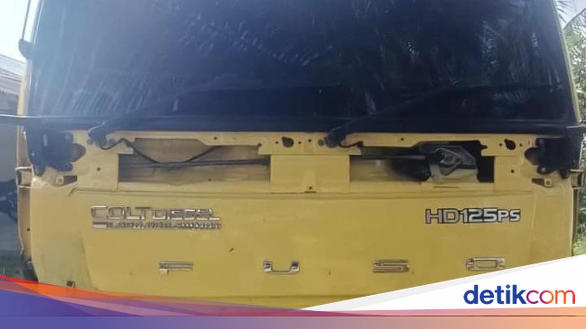 Police in Pelalawan Seize Two Trucks Carrying Illegal Timber, Two Suspects Arrested