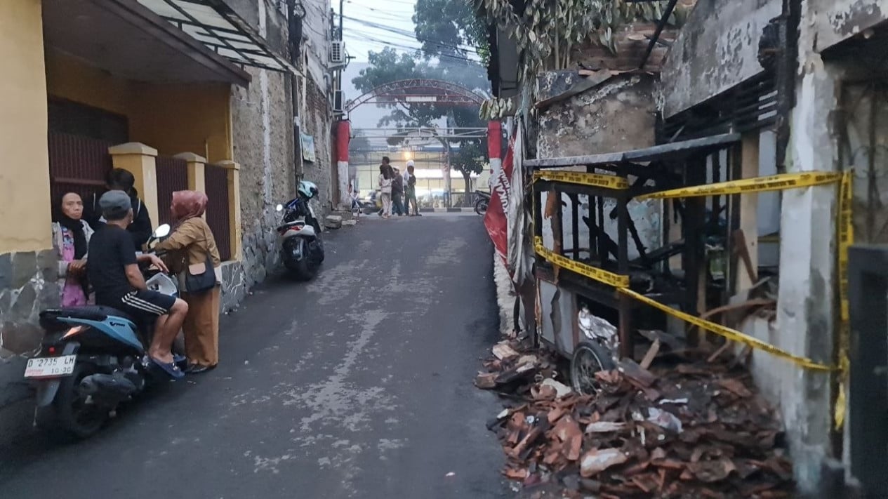 Suspected Serial Arsonist Targets Homes and National Flag in Bandung