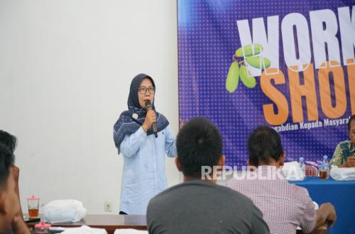 UNY Supports SDGs 9 and 17 Through Development of Bilimbi-Based Bioadsorbent