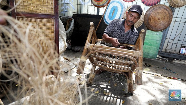 Rattan Smuggling Rife: Is Indonesia's Furniture Industry Under Threat?