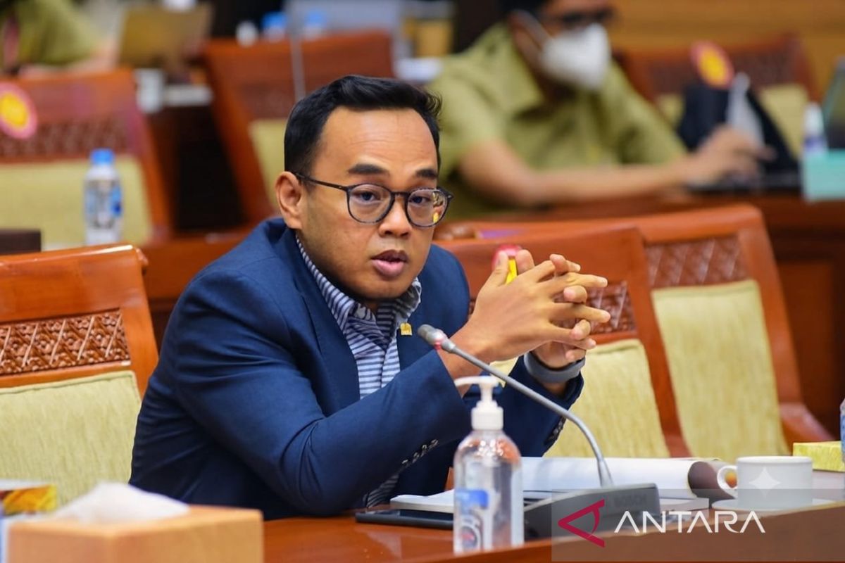 House of Representatives Commission III Applauds South Tangerang Police for Foiling Circulation of 46 Million Illegal Pills