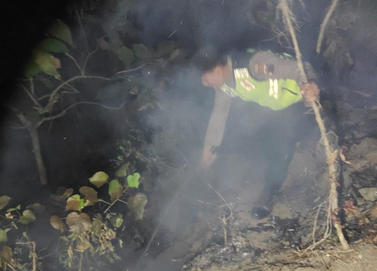 Kebumen Police on Forest Fire Alert, BPBD Distributes Water as Dry Season Bites