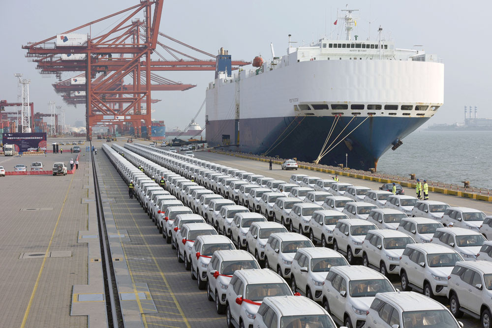 Purbaya urges Toyota to move production from Thailand