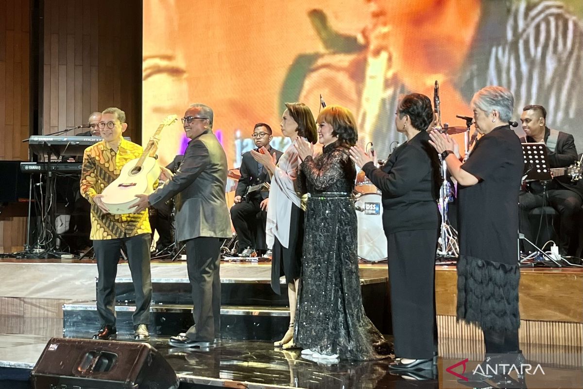 Culture Minister Praises Is Haryanto's Contribution to Indonesian Music