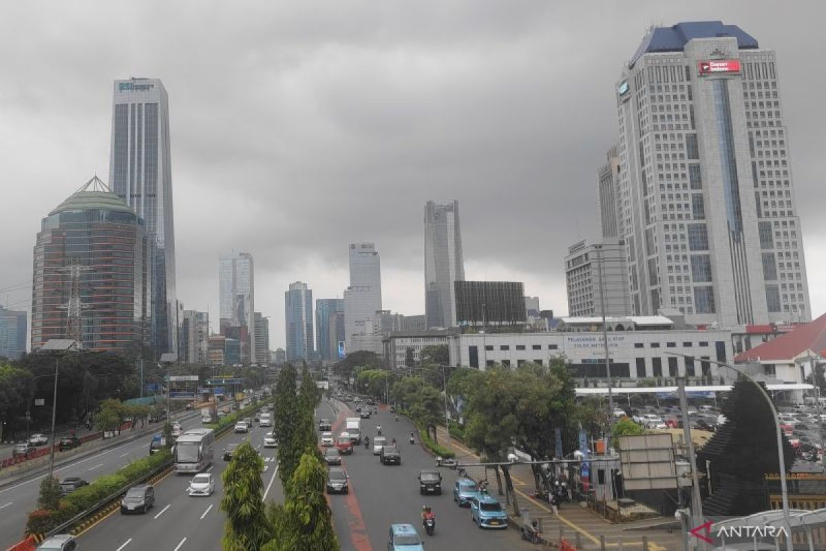 BMKG: Indonesia's weather dominated by partly cloudy to thick cloud today