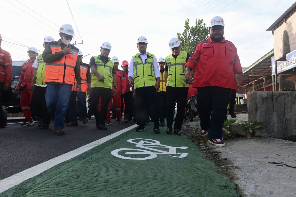 49 road sections under South Sulawesi's MYP programme enter construction phase