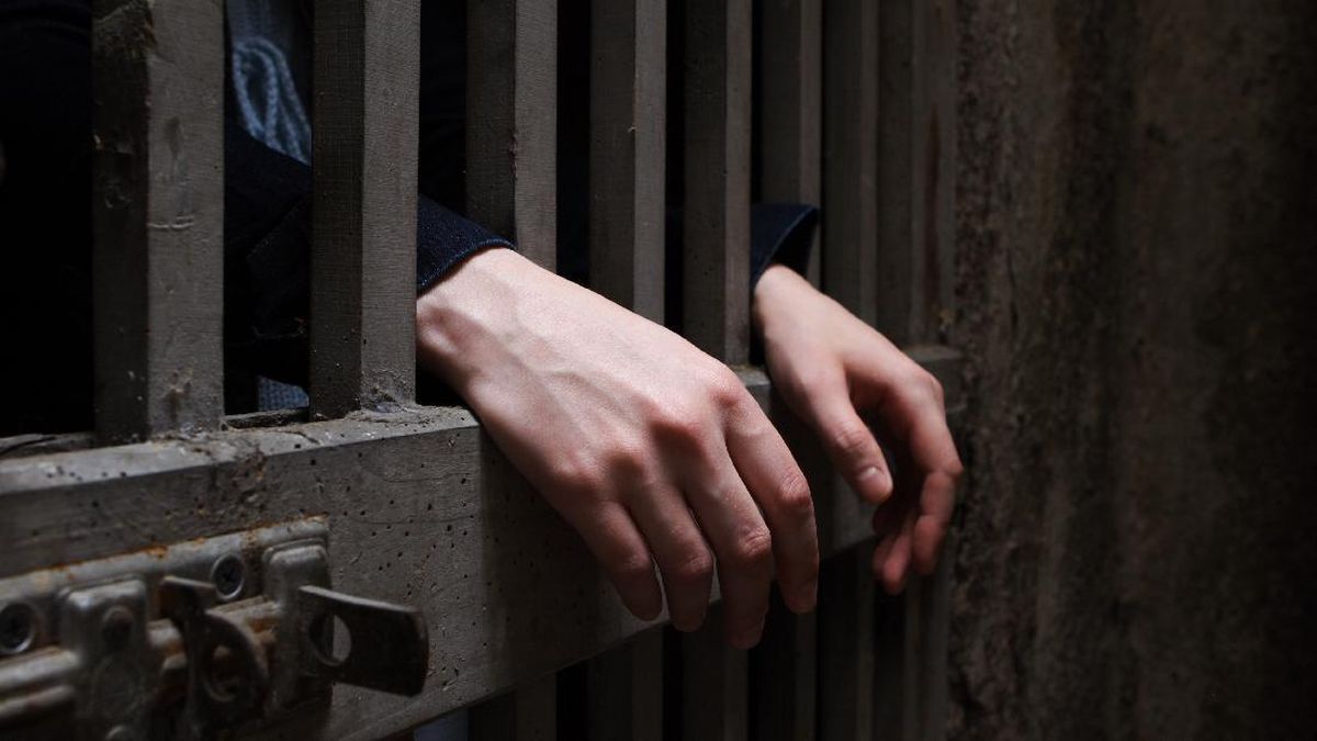 Three Police Officers in Anambas Detained, Suspected of Drug Offences