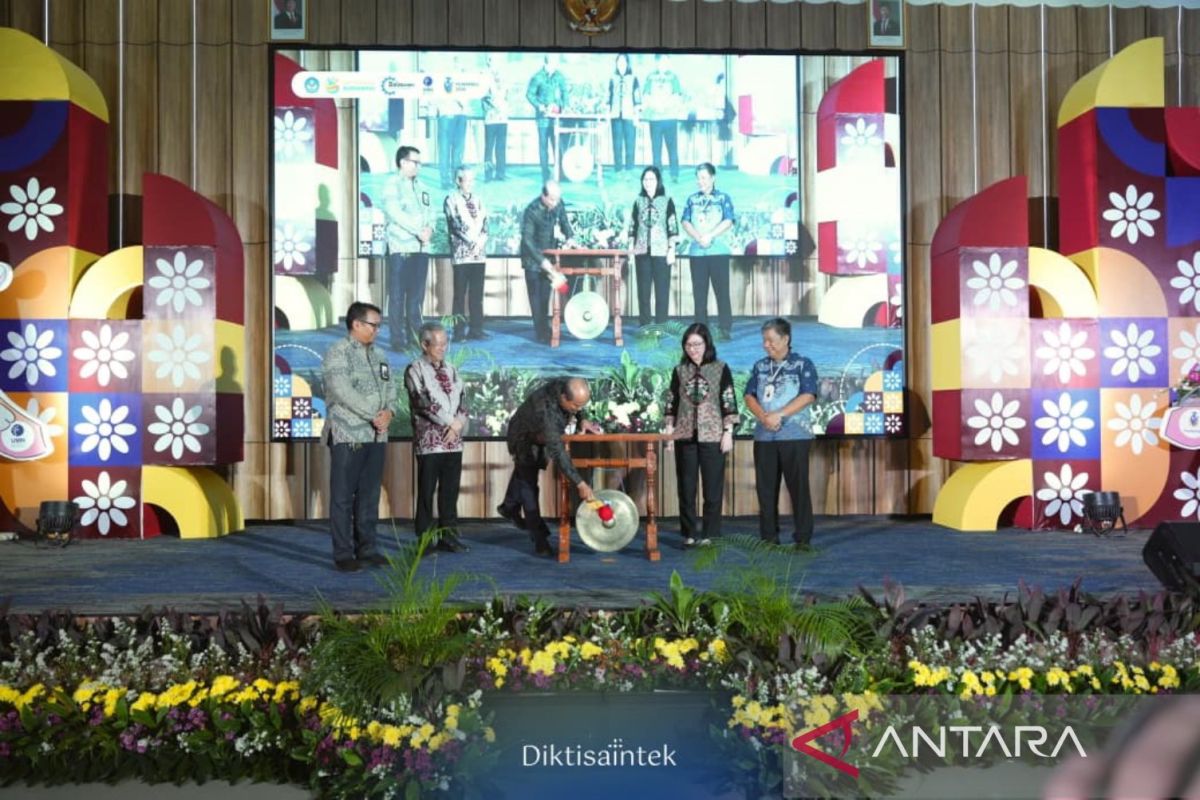 Higher Education Ministry introduces disability category for 2026 Outstanding Student Selection