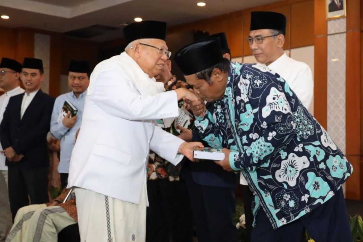 Ma'ruf Amin Launches Book Attended by Prospective PBNU Chairman Candidates