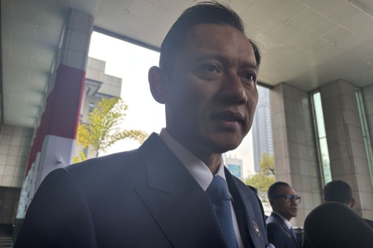 Coordinating Minister AHY Calls for SOE Consolidation to Support Industrial Estates